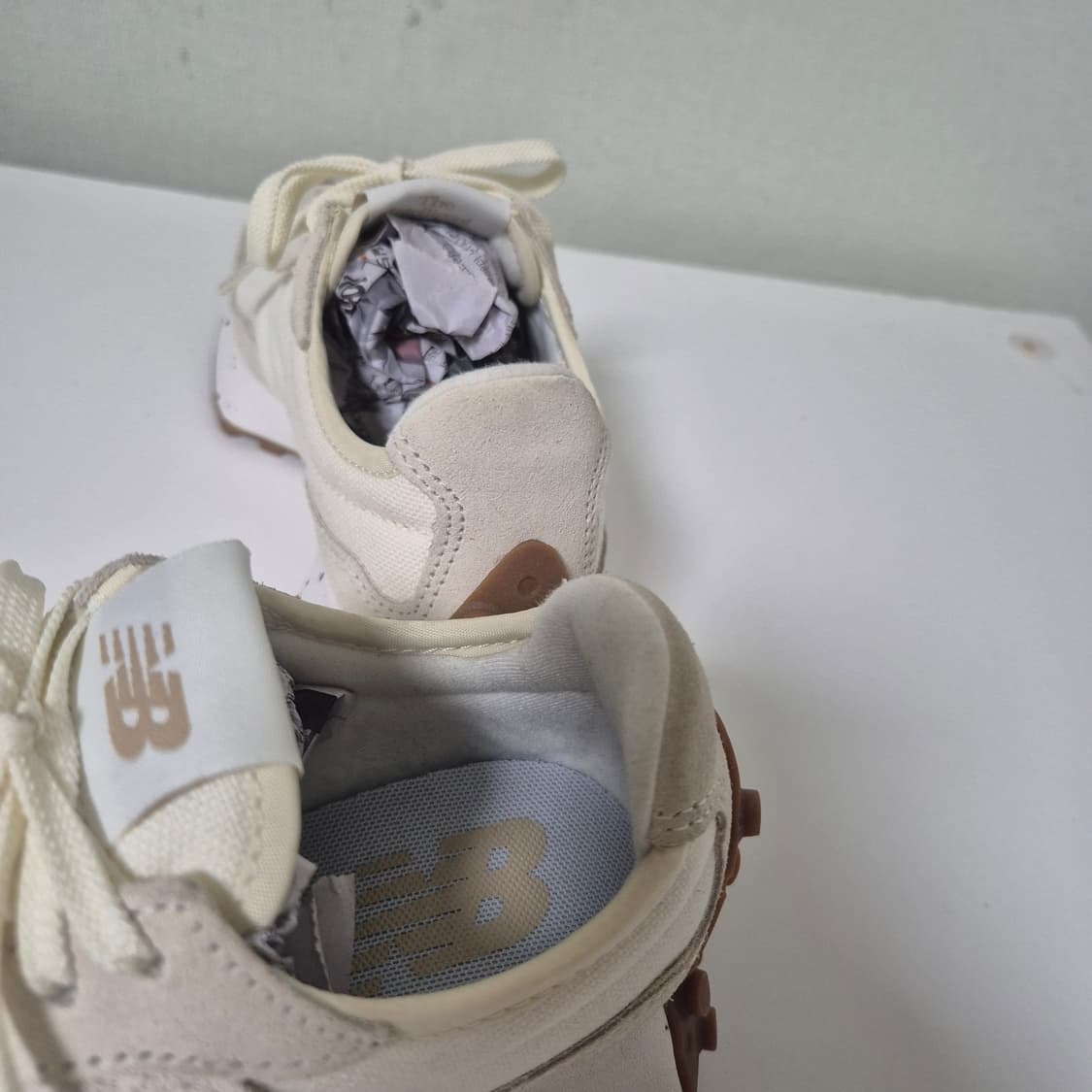 뉴발란스 327 아이보리 운동화220 상품이미지7