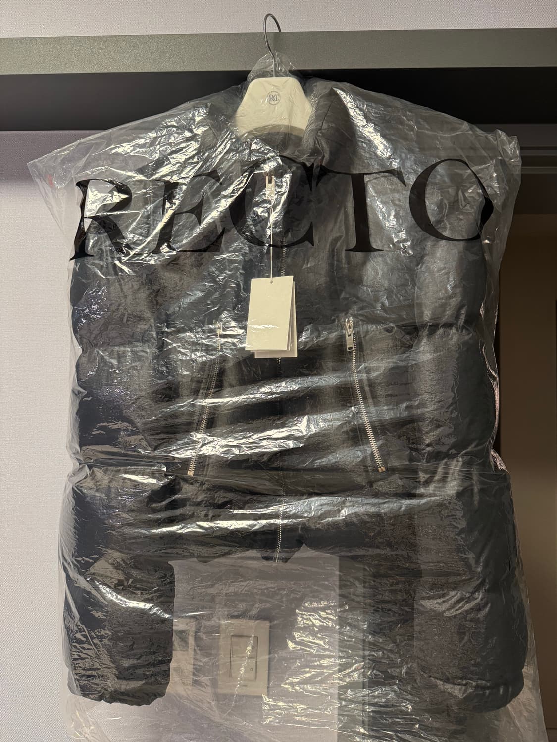 렉토 23fw 샤이닝 구스다운 패딩 m size 상품이미지3