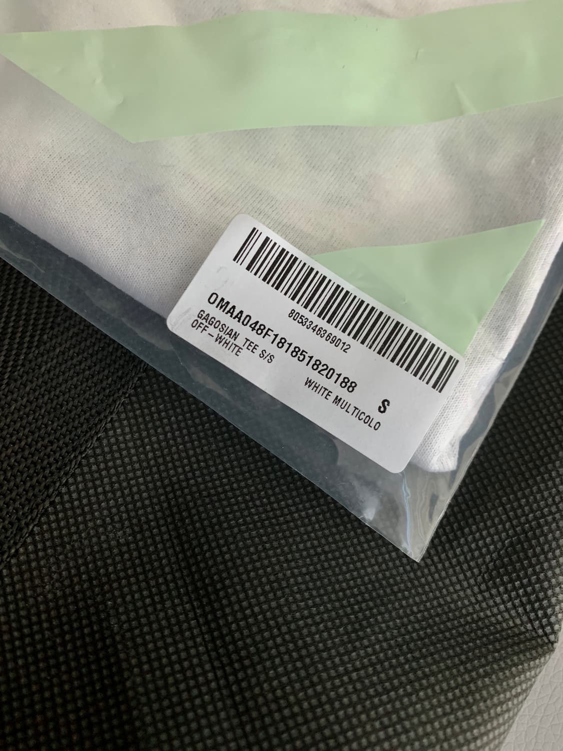 한정판 우주매물!!! 오프화이트 x 가고시안 x 무라카미 티셔츠 상품이미지4