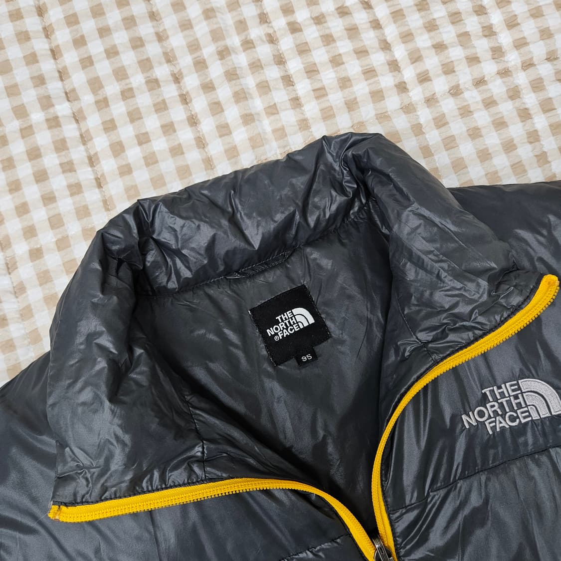 노스페이스 거위털 경량패딩 남자100 상품이미지2