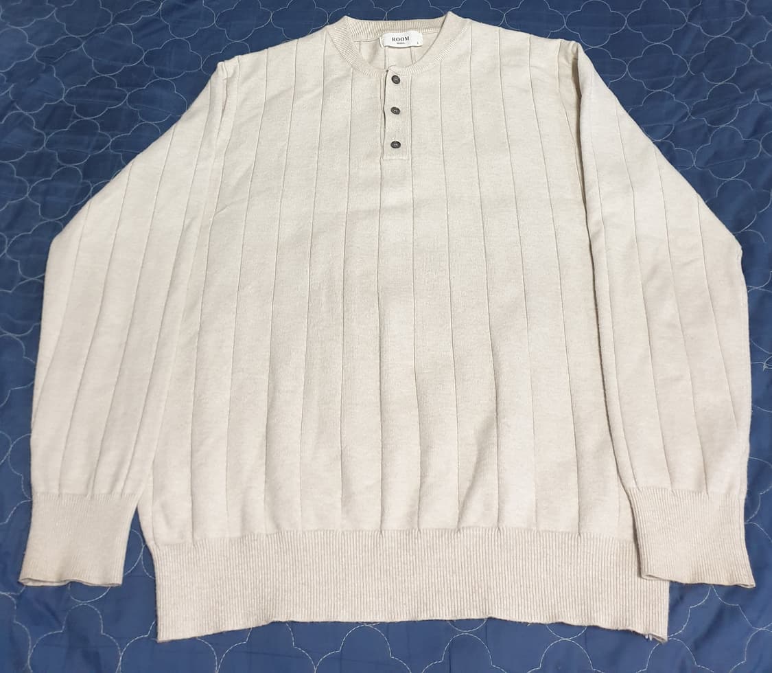 ROOM 서울 텍스처 스트라이프 헨리넥 긴팔니트 아이보리 (L) 상품이미지1