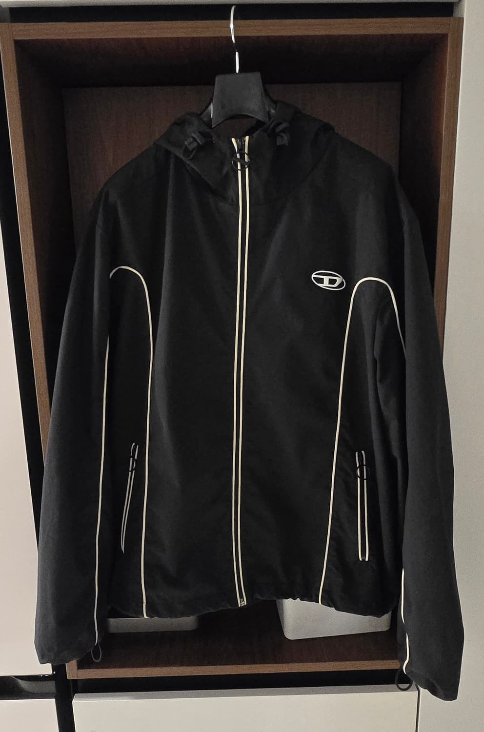 디젤/J하이브스 콘트라스트
 파이핑 윈드브레이커 재킷 블랙/l 상품이미지1