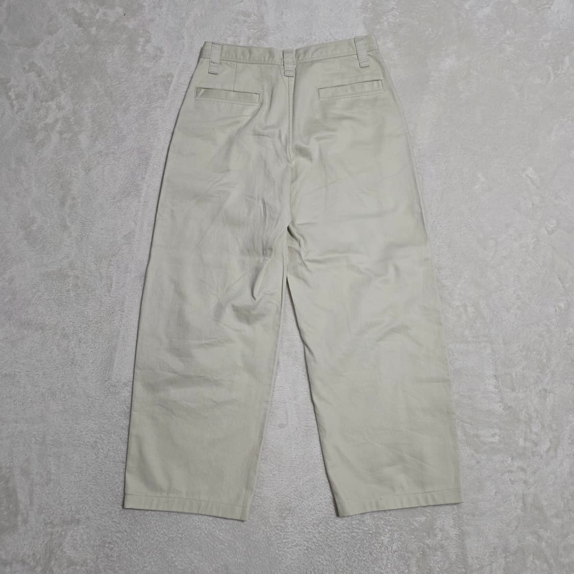 (76)유니클로 U 와이드 치노 팬츠  상품이미지3