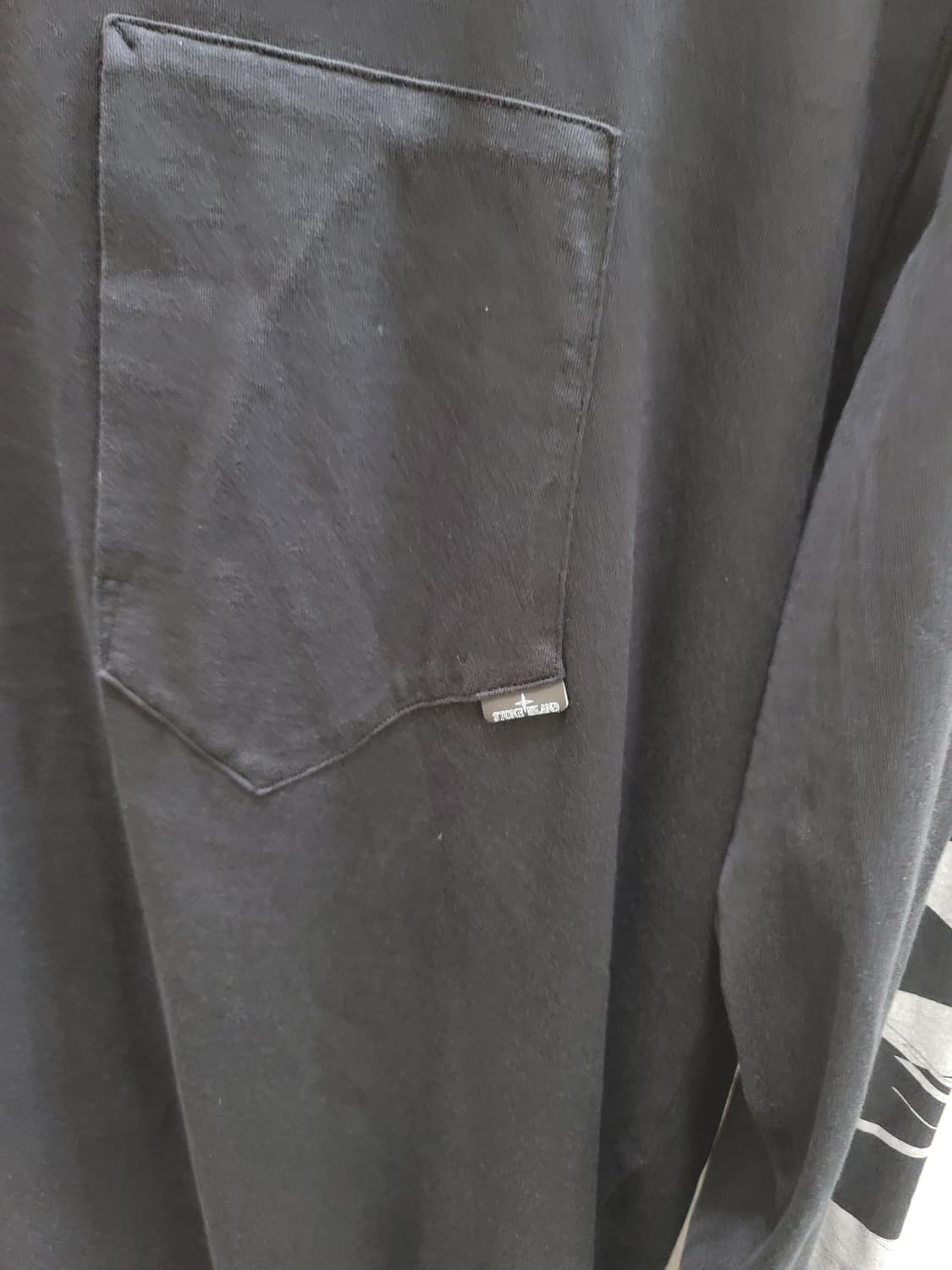 스톤아일랜드 쉐도우프로젝트 포켓 긴팔티 블랙 상품이미지3