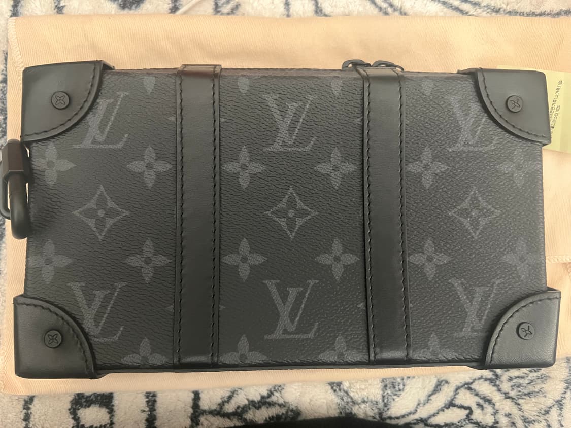 루이비통 소프트 트렁크 월렛 모노그램 이클립스 상품이미지3
