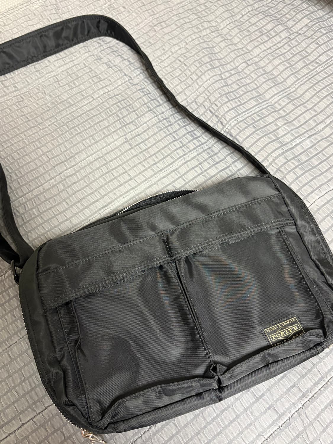 PORTER TANKER SHOULDER BAG (S) 포터 탱커 숄더백 상품이미지1