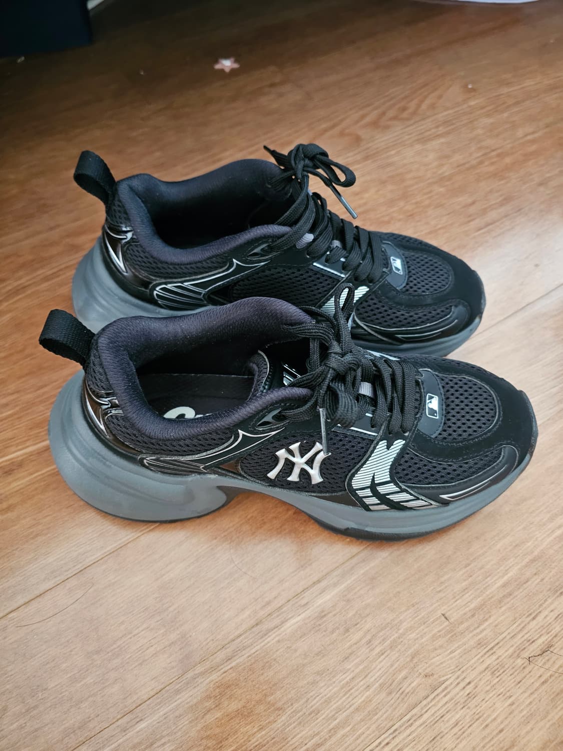 MLB 블랙 XLG 운동화 상품이미지2