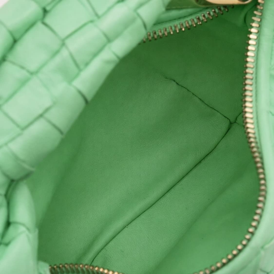 [S급] 보테가베네타 조디백 레더 캔디 그린 판매합니다!!! 상품이미지3