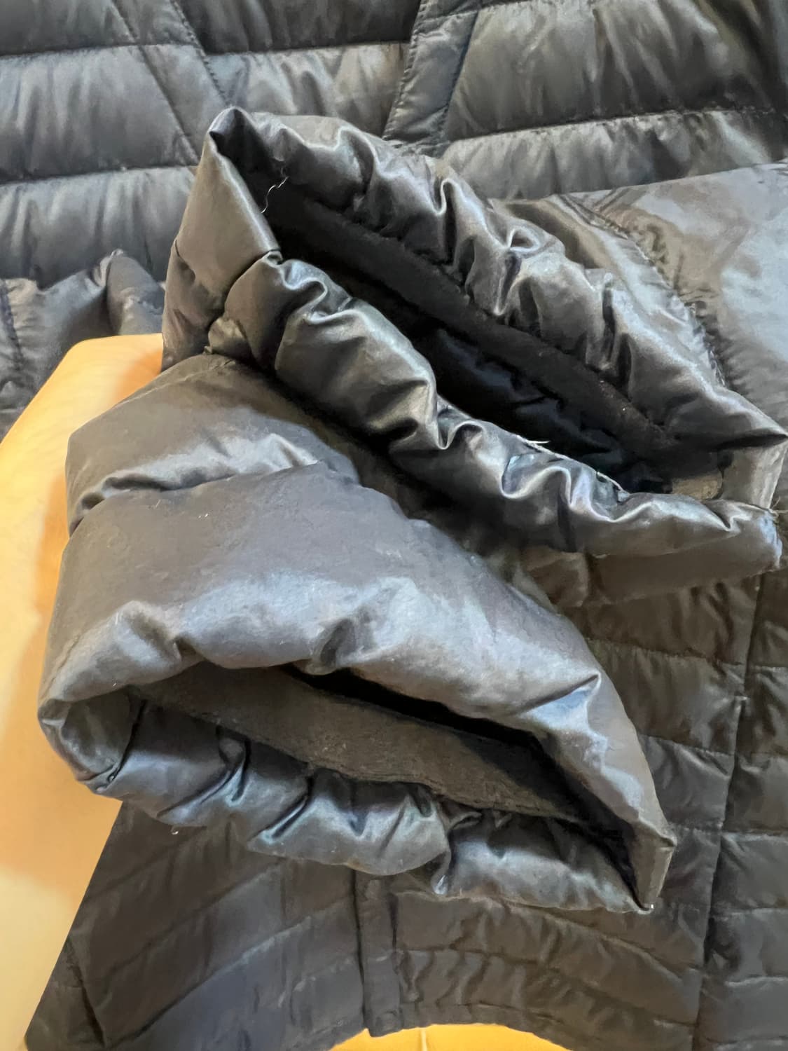 유니클로 남여공용 네이비 다운패딩점퍼 경량패딩점퍼 상품이미지5