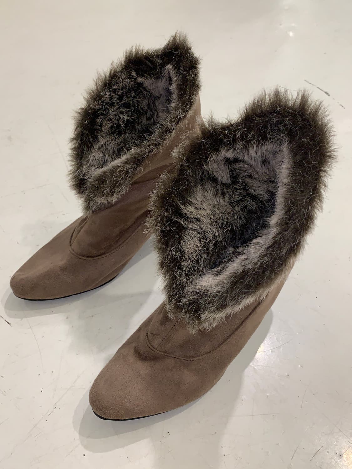 Brown Fur heel  상품이미지7