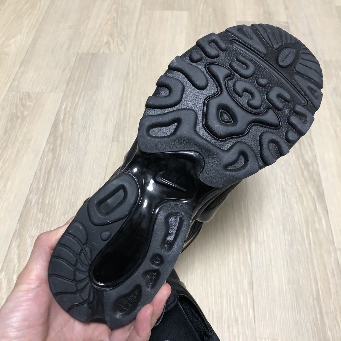 (285) 나이키 NIKE 에어 쿠키니 트리플 블랙 Air Kukini 상품이미지8