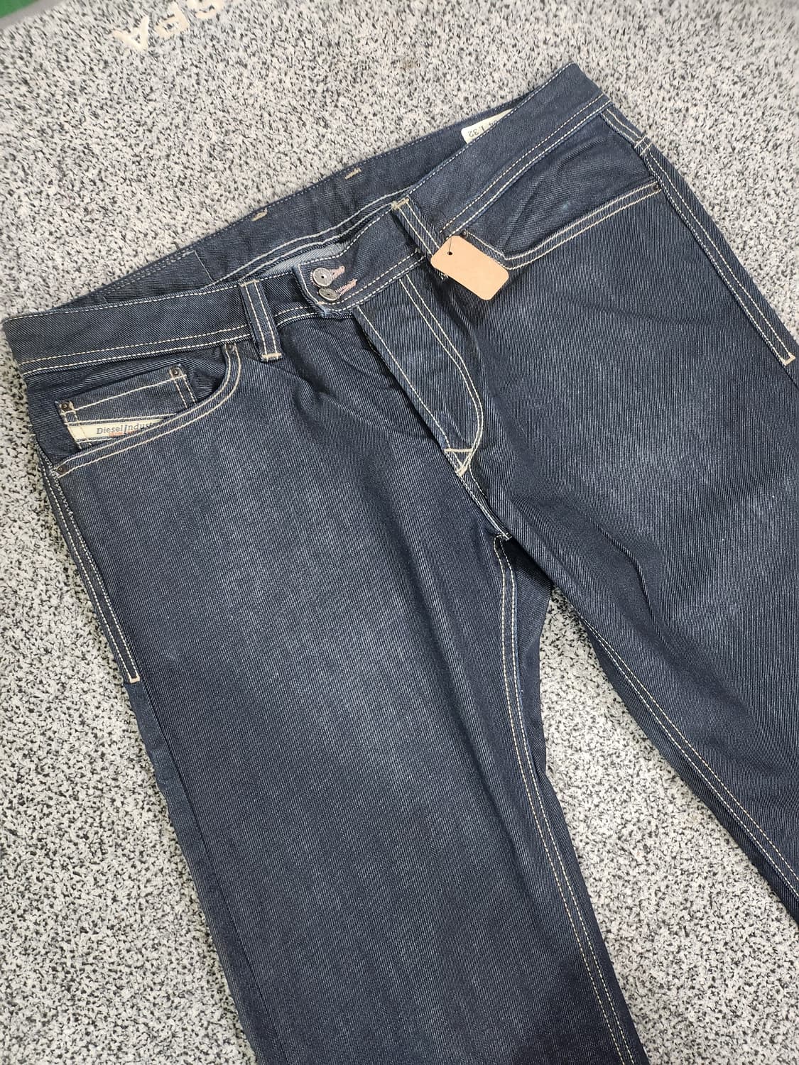 디젤(Diesel) 데님 팬츠
 상품이미지3