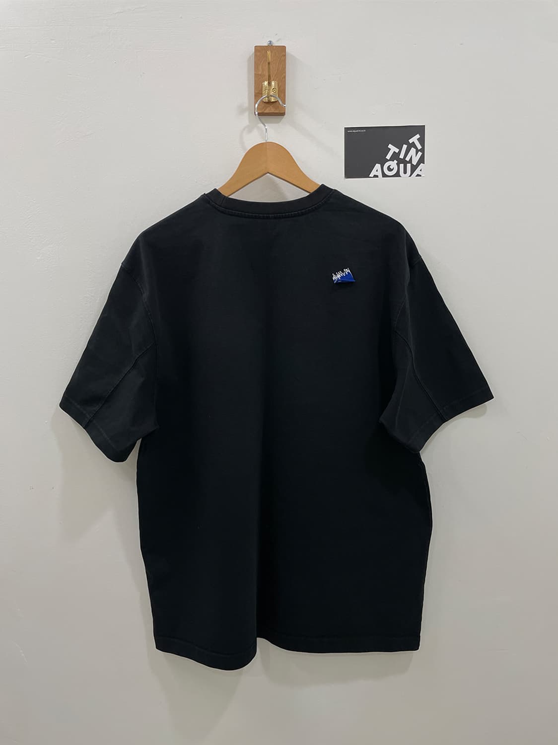 아더에러 블랙 반팔 티셔츠 상품이미지5