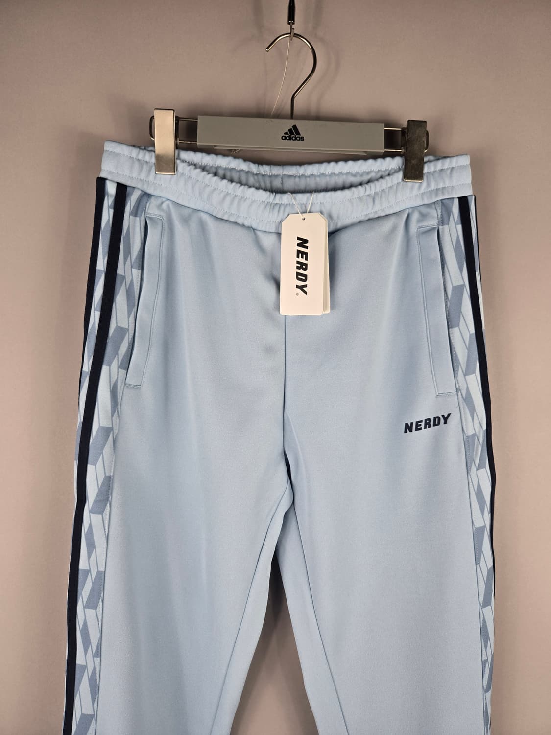 [무료배송]새상품 널디 M 심볼 패턴 블락 트랙 DNA 트레이닝 팬츠 상품이미지2