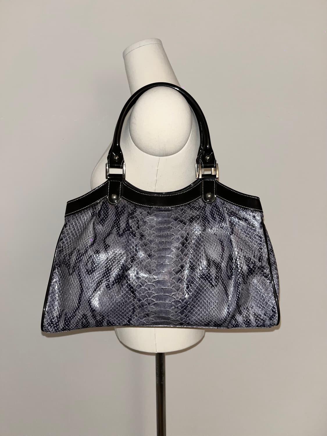 Olivia Lauren leather Shoulder bag 상품이미지2