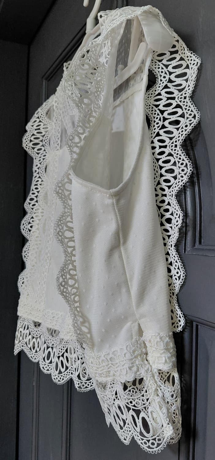 [L] Lutique 아일렛 자수 레이스 시스루 블라우스 (화이트) 상품이미지5