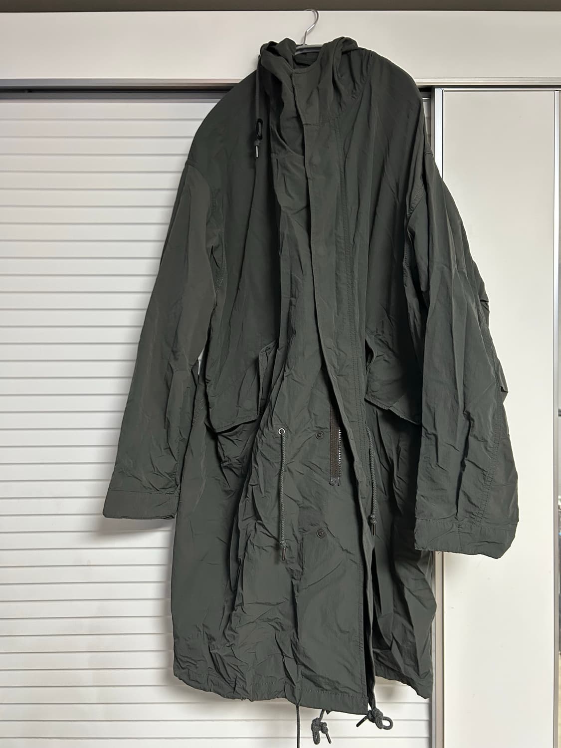 [L] 유니클로u 피쉬테일 다크그린 L 상품이미지1