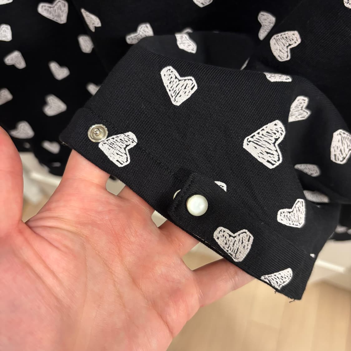 아네스베 agnes b 하트 패턴 디테일 맨투맨 상품이미지7