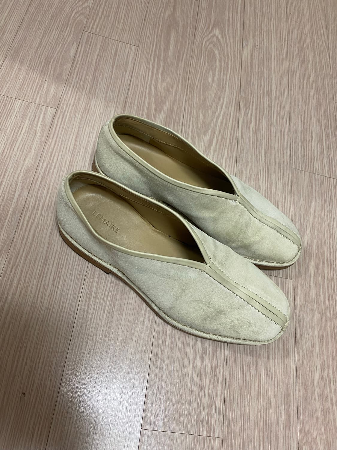 르메르 아이보리 차이니즈 로퍼 39 상품이미지1