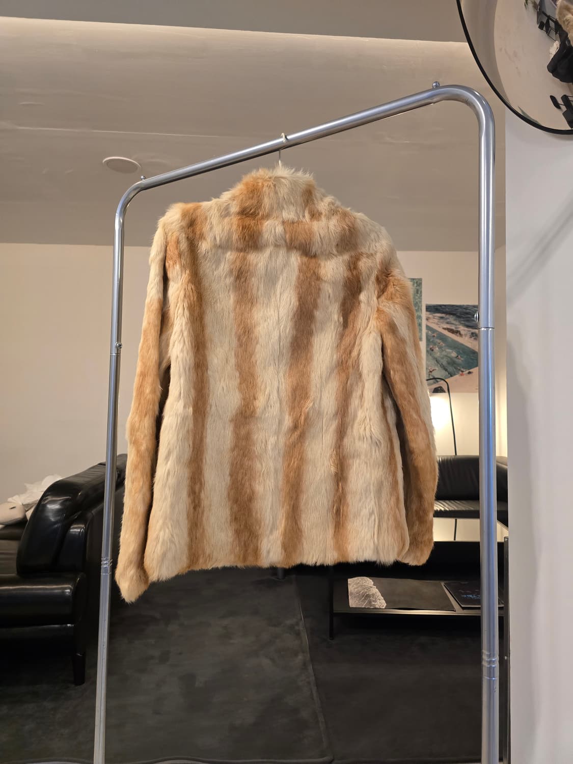 INVU천연 토끼털 코트 상품이미지4