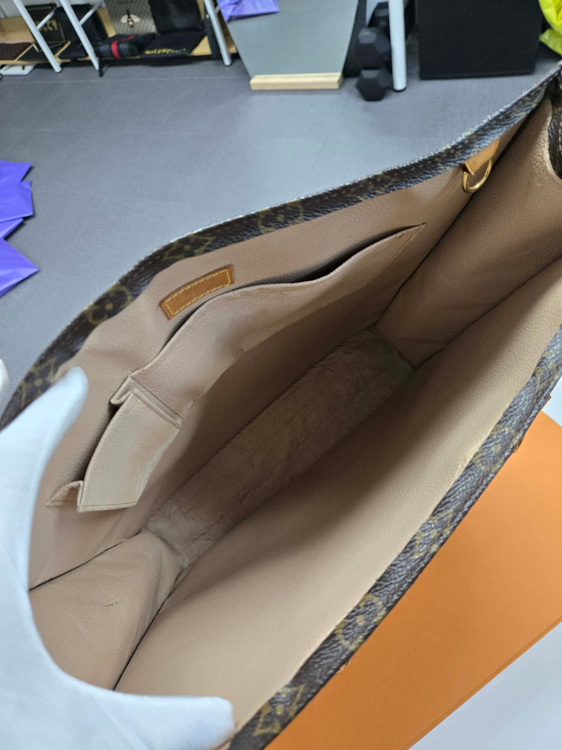 [A급컨디션] 루이비통 삭플라GM 상품이미지6