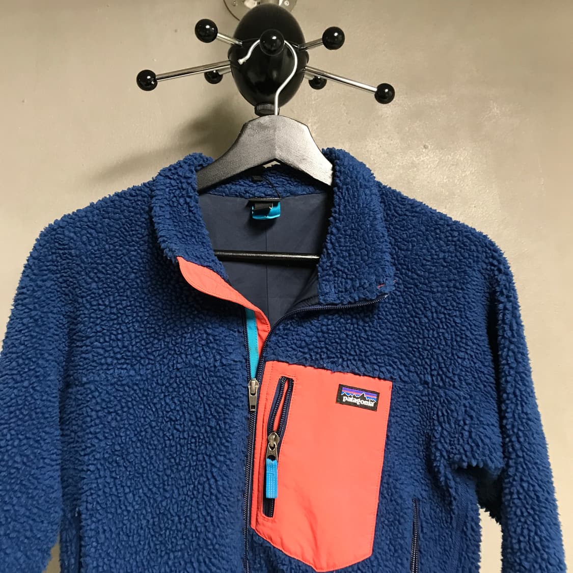 파타고니아 레트로 플리스 자켓 네이비 L12(W) 상품이미지2