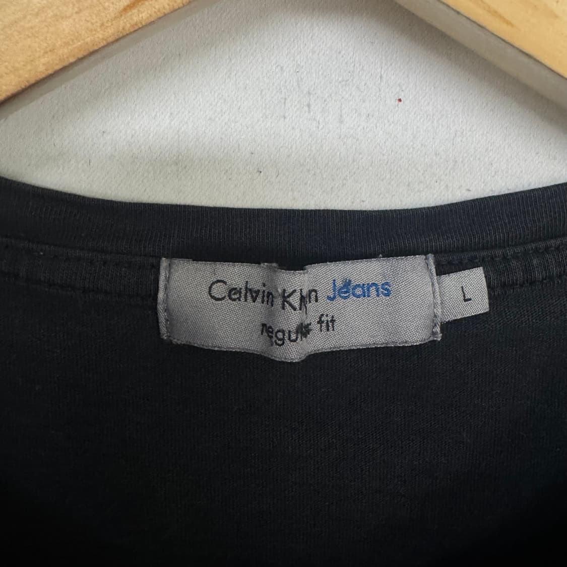 켈빈클라인 포켓 로고 반팔티 상품이미지3