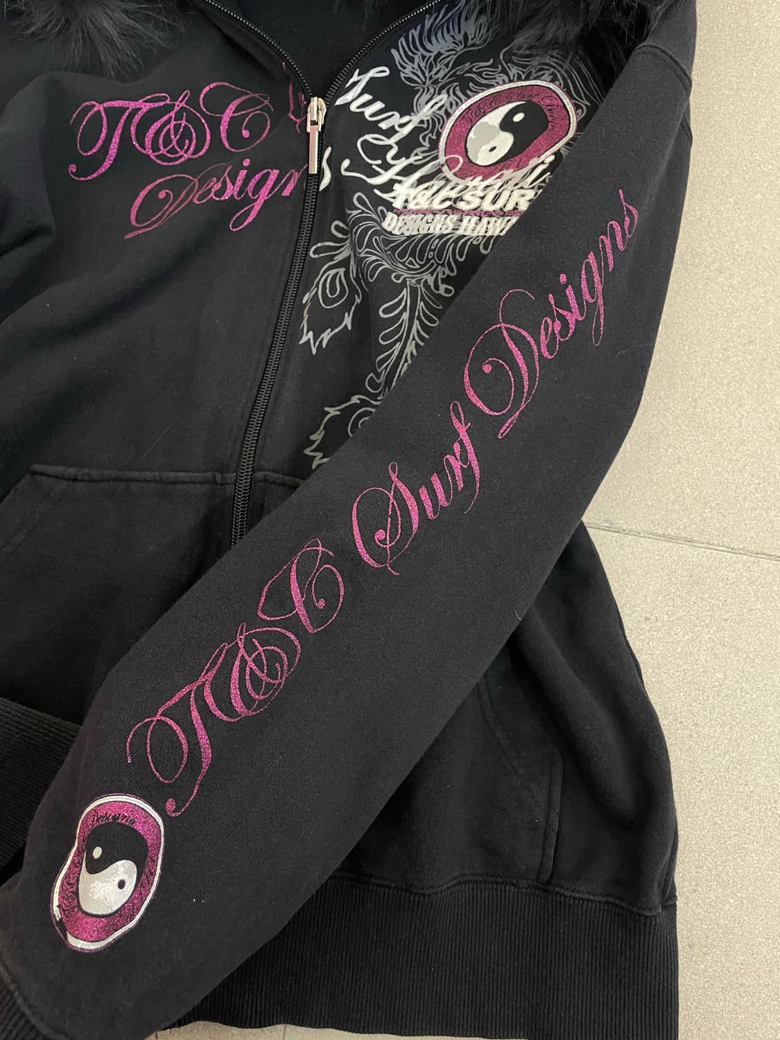 Y2k 레터링 퍼 후드집업 상품이미지5