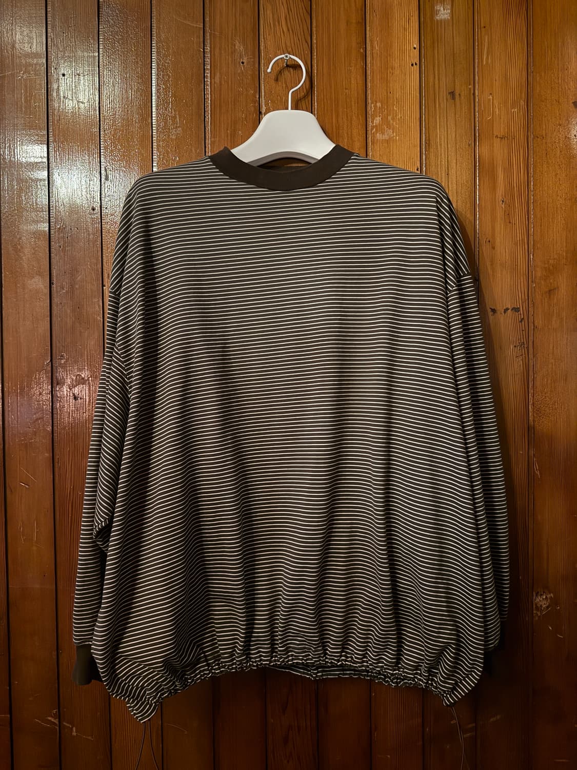 Is-ness 이즈네즈 벌룬 롱 슬리브 티셔츠 상품이미지2