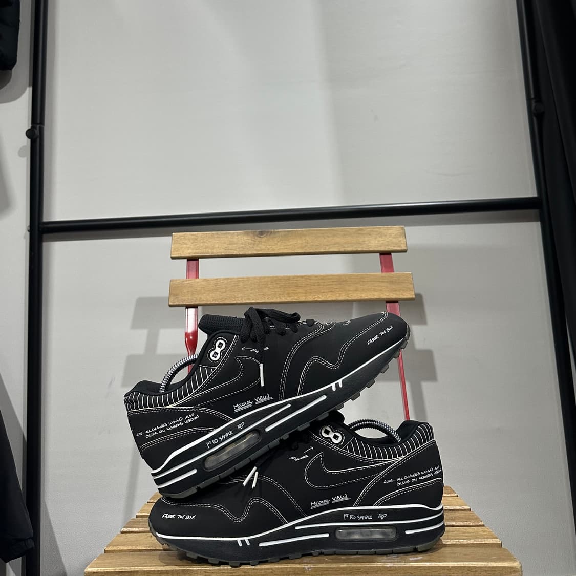 270) 나이키 운동화 남성 에어맥스 1 팅커 스케치 투 셸프 블랙 상품이미지6