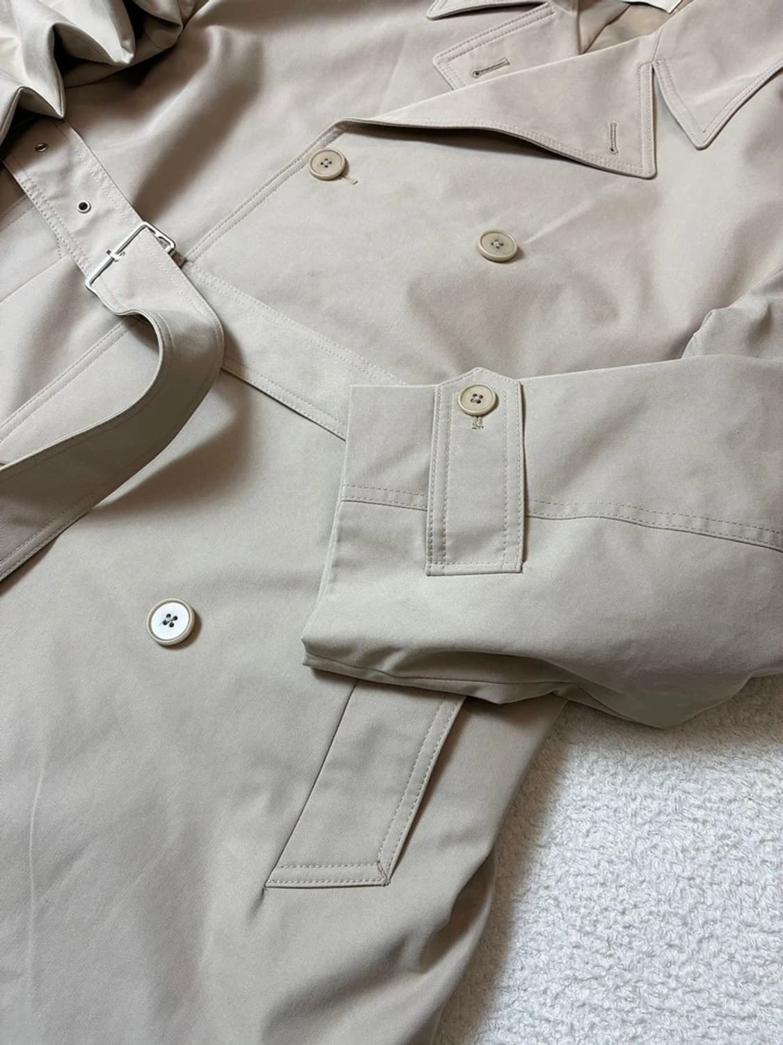 인사일런스 23FW 더블 브레스티드 벨티드 트렌치 코트 PN7527 상품이미지4