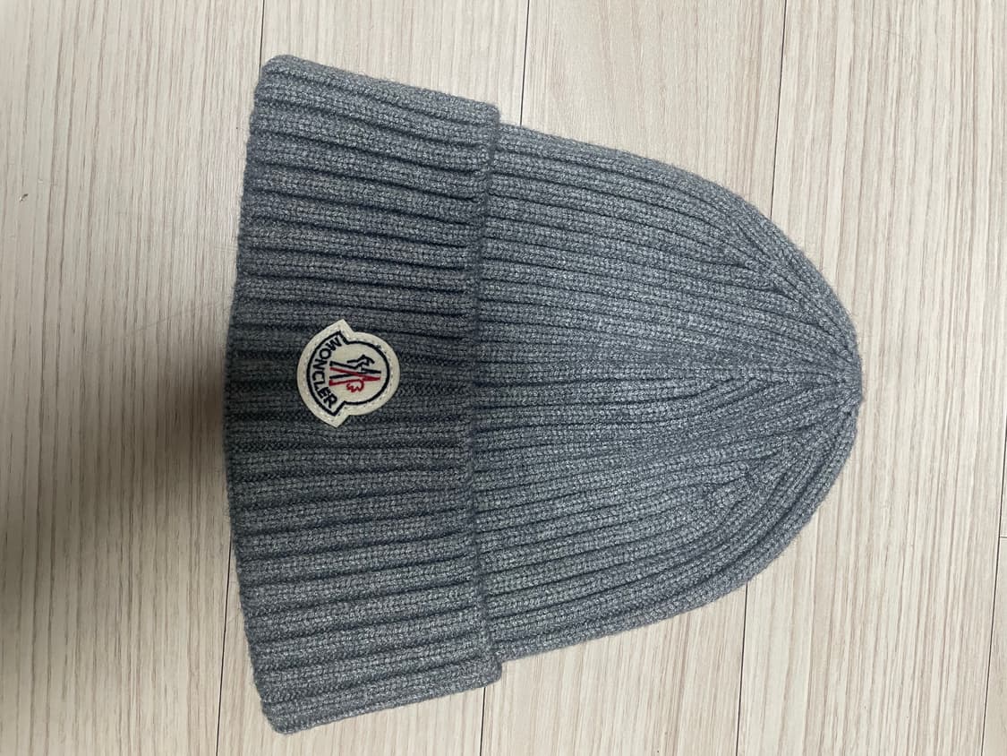 정품 몽클레어 비니 그레이 상품이미지1