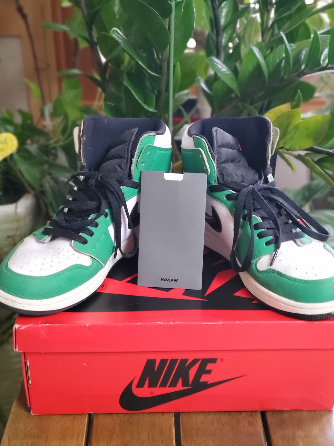 [W290] 조던 1 레트로 하이 OG 럭키 그린 DB4612-300 상품이미지3