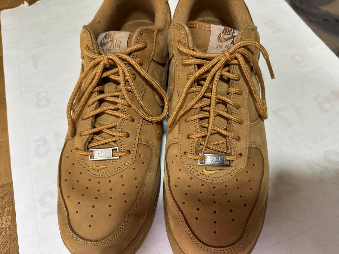 나이키 에어포스1 Supreme 285 사이즈 판매합니다 상품이미지6