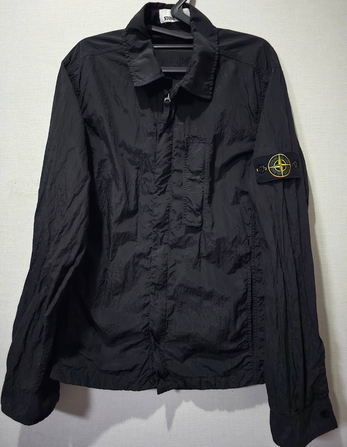 [백화점판/A+급] 스톤아일랜드 나일론 오버셔츠 자켓 95 / M 상품이미지1