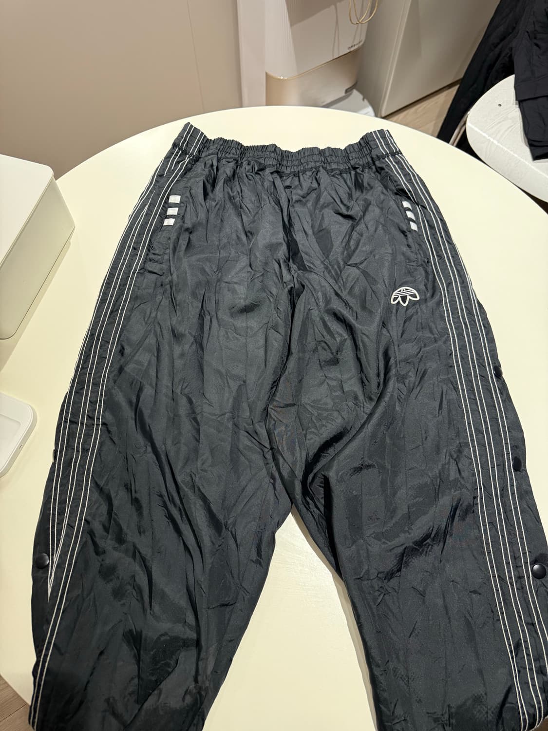 알렉산더왕 x 아디다스 쭈글이 상품이미지3