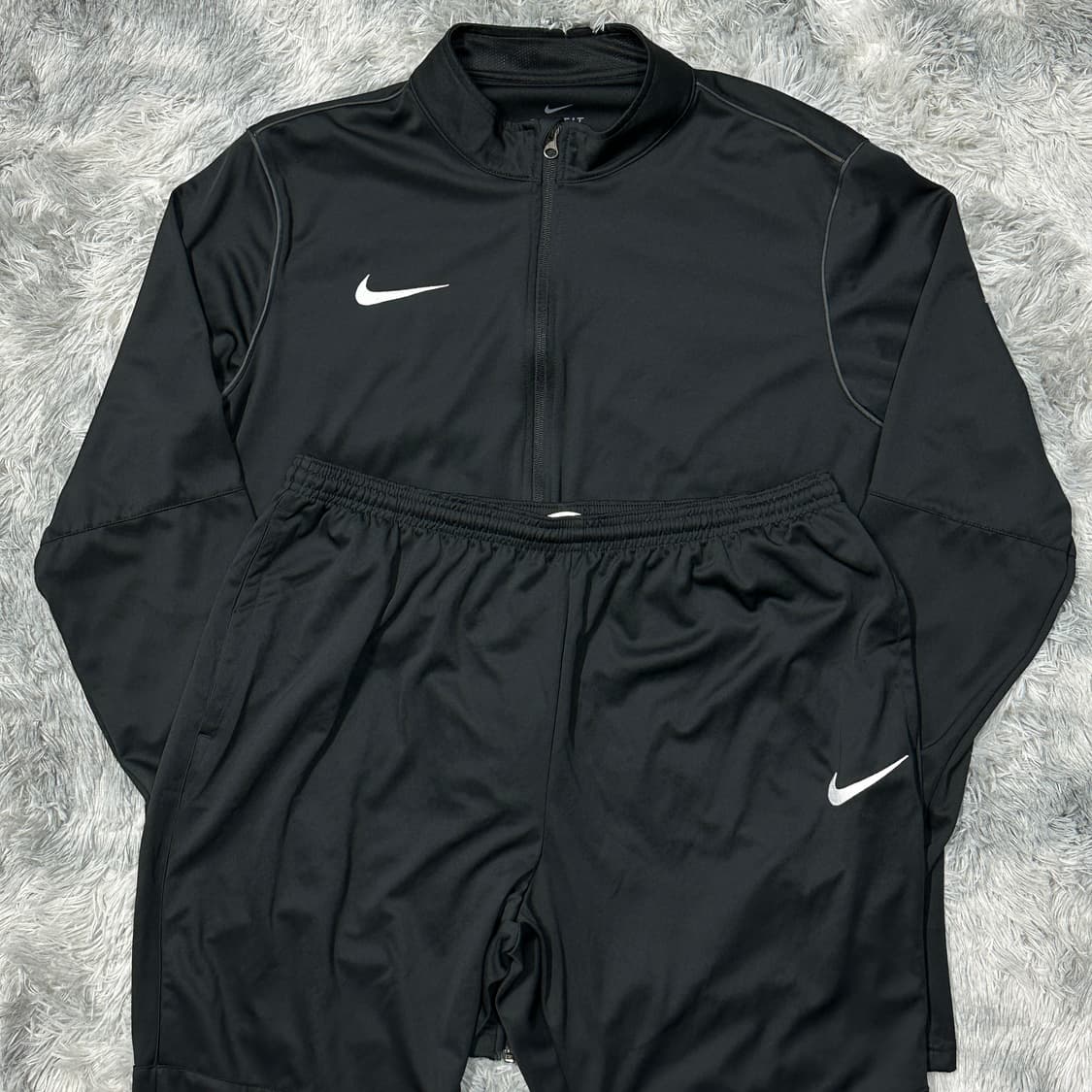 나이키 스우시 드라이핏 트레이닝세트 XXL 상품이미지2