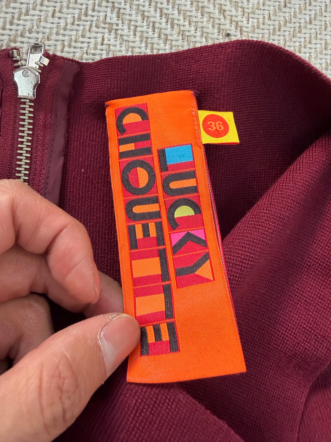 정품) 럭키슈에뜨 버건디 니트 스커트 치마 36 상품이미지6