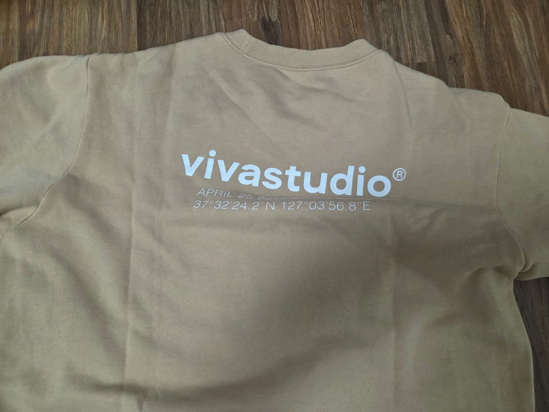 비바스튜디오 로고 맨투맨 베이지 s 상품이미지2