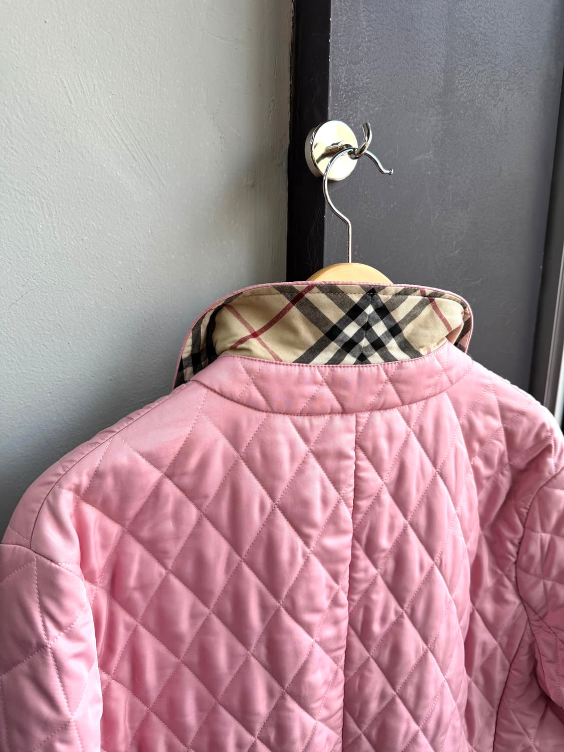 L/ 버버리 노바체크 퀄팅 패딩자켓 상품이미지7