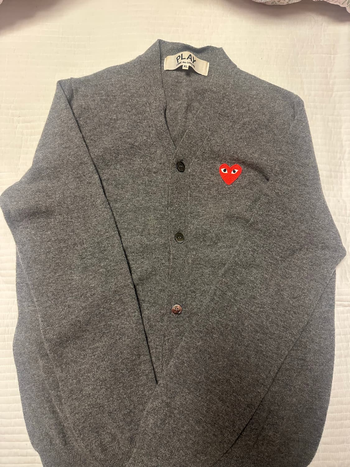 꼼데가르송 차콜그레이 레드와펜 XL 상품이미지1