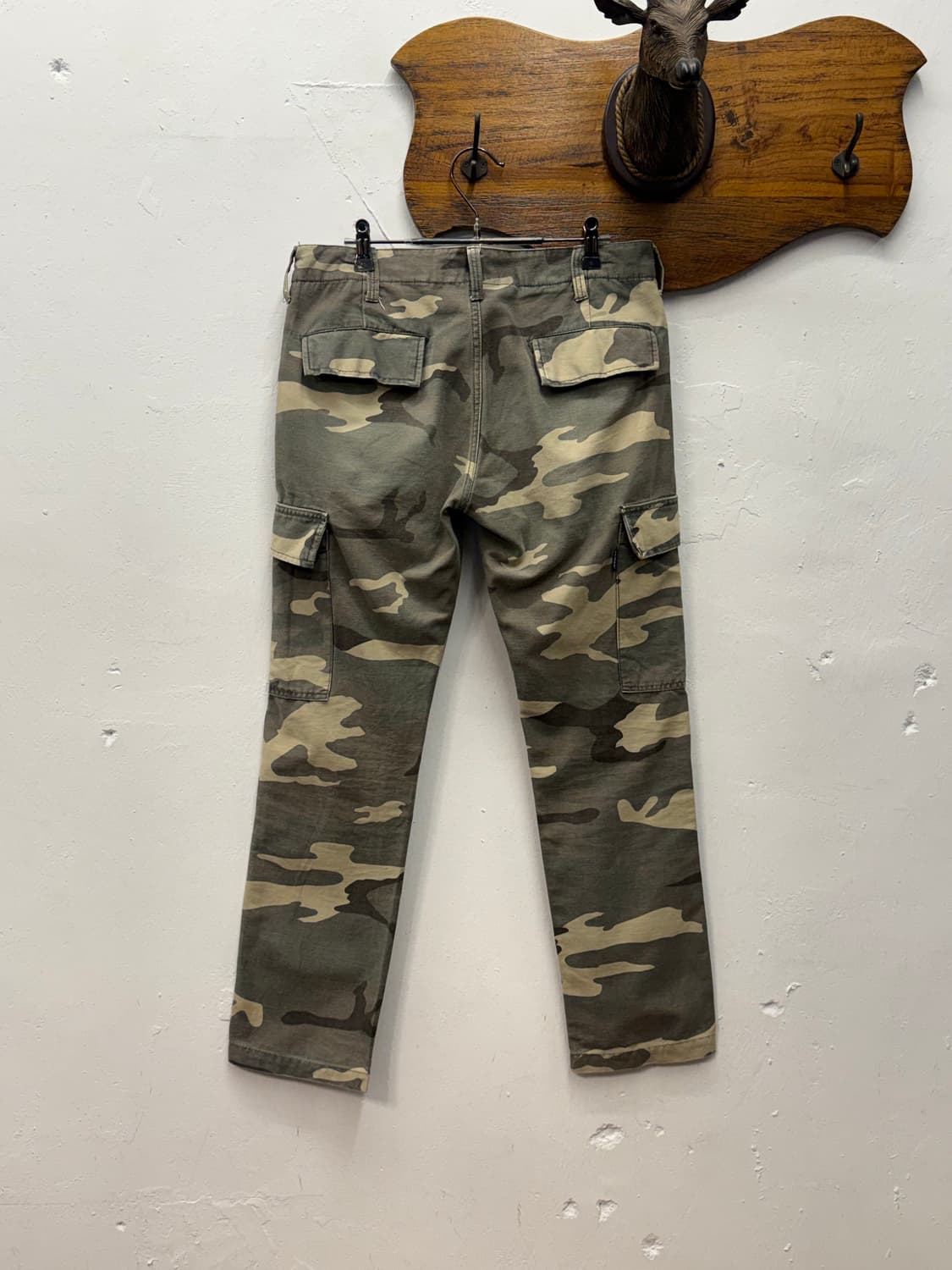 AVIREX LTD. Woodland Camo Cargo Pants 상품이미지4