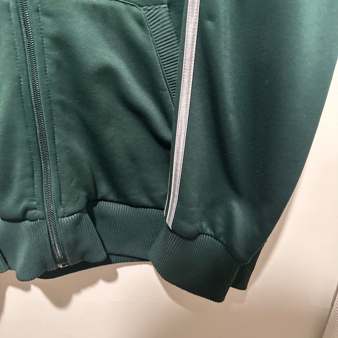 아디다스 레알마드리드 트랙탑 그린 져지 상품이미지3