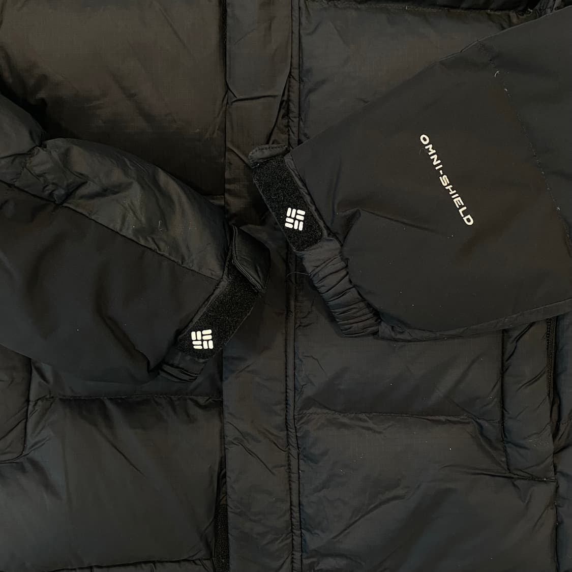 콜롬비아 옴니쉴드 구스 다운 패딩 M 블랙 상품이미지6
