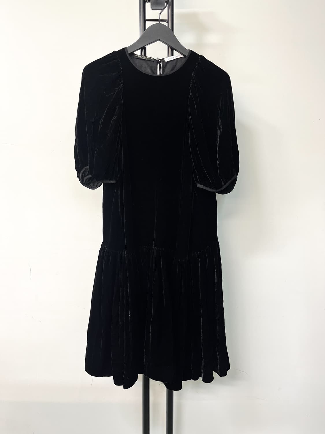 세실리아 반센 20s/s 벨벳 알렉사 드레스 상품이미지1