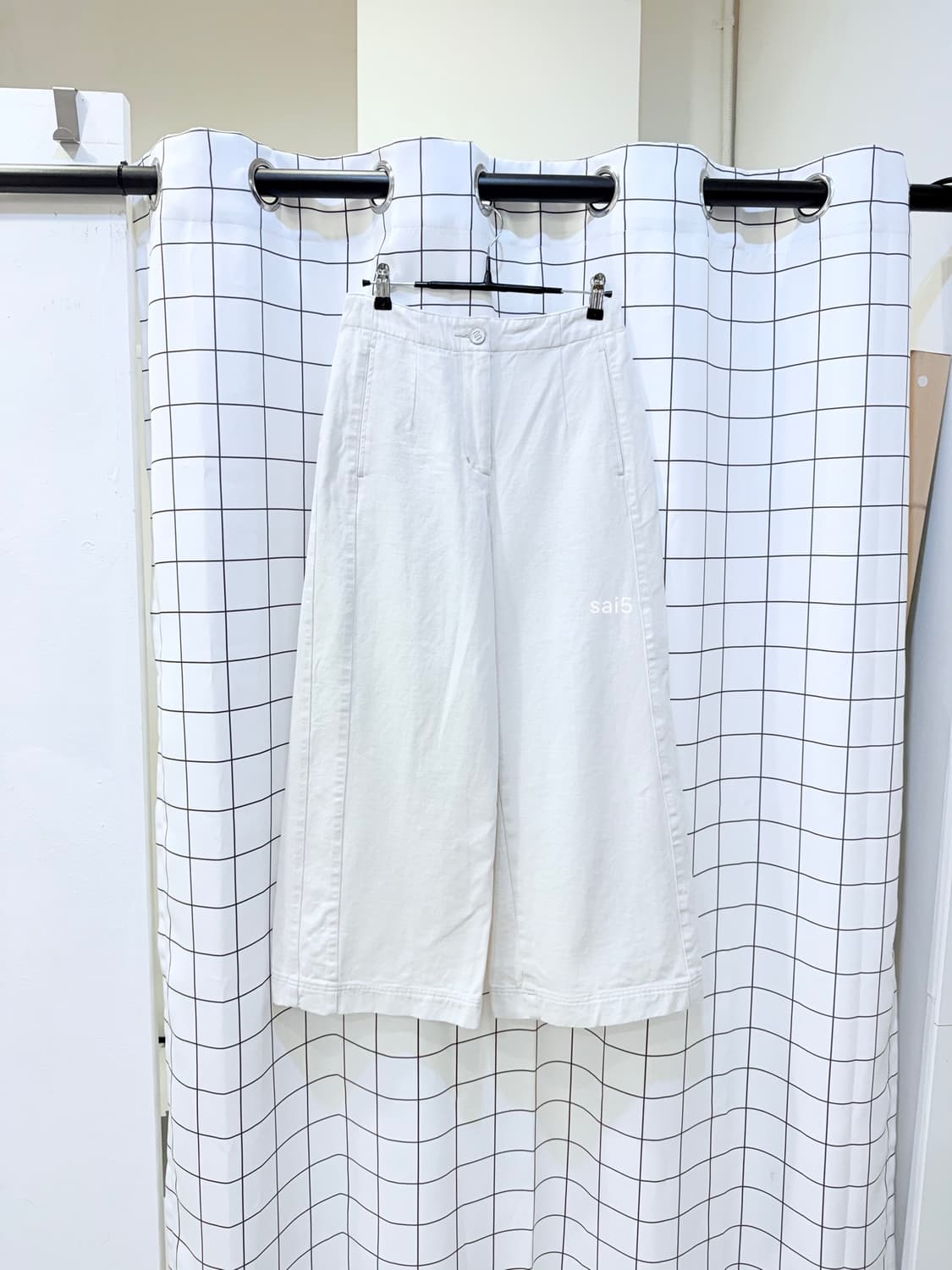 MINE 마인 화이트데님 와이드팬츠  이태리원단 10부정도의 길이감 (실 상품이미지1