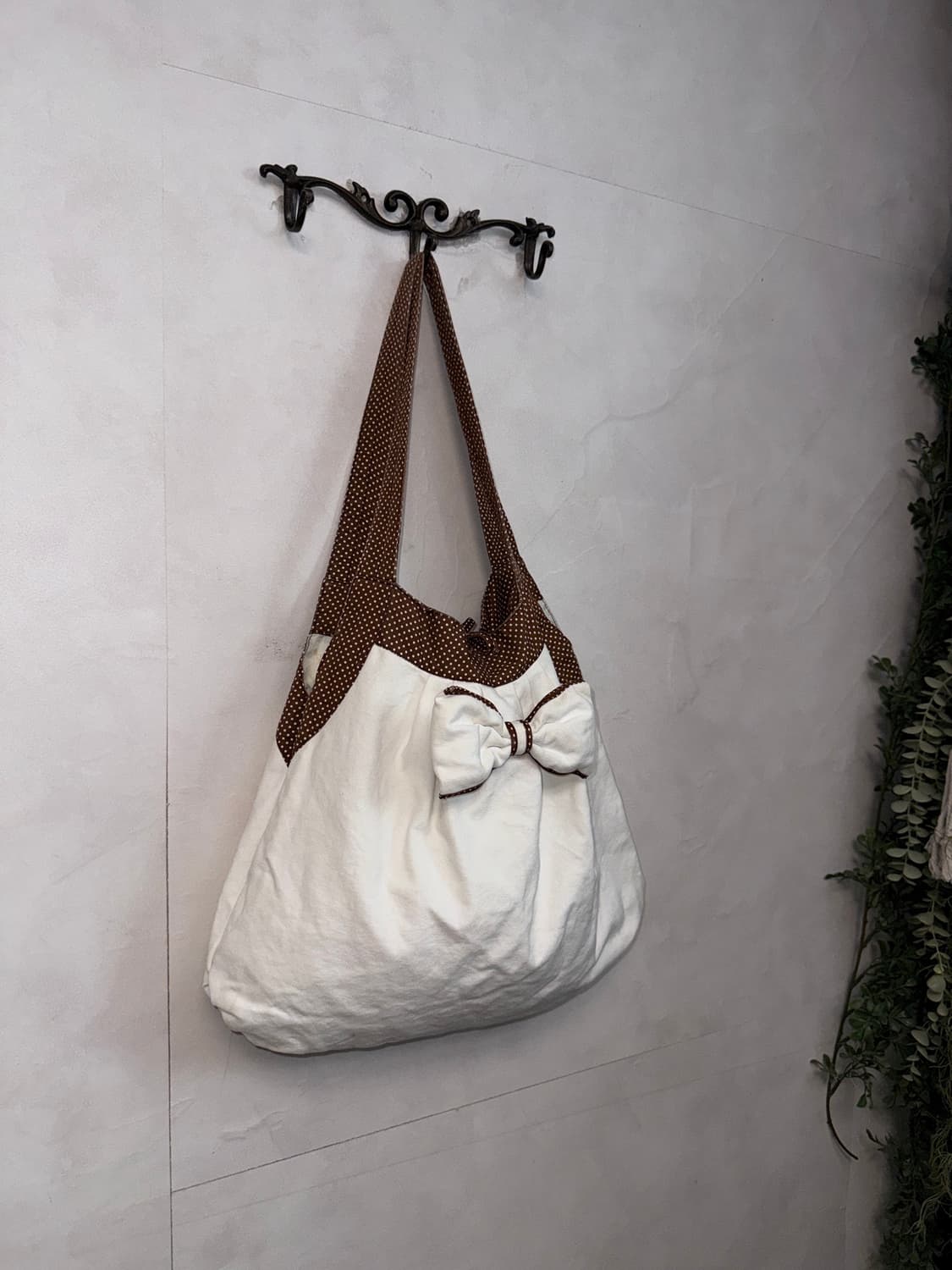 White brown dot ribbon tote bag 상품이미지2