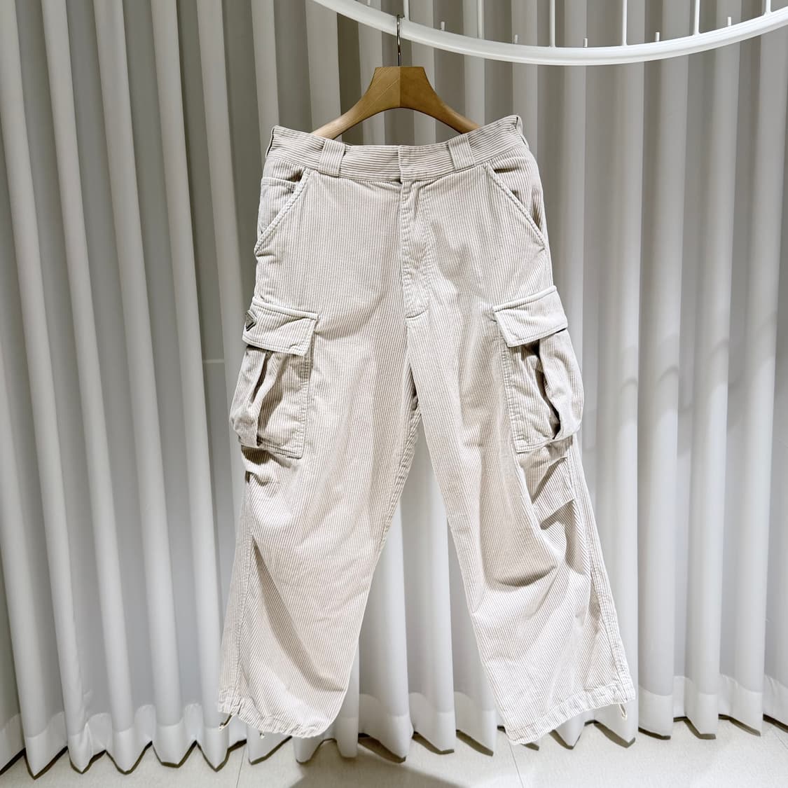 S / 프라다 로고 코듀로이 베이지 카고팬츠 상품이미지3