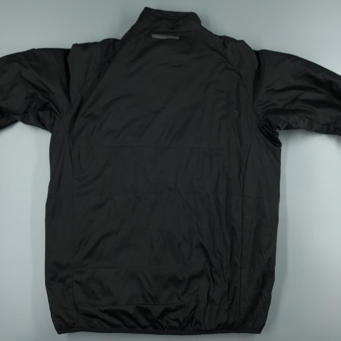 필드코어 블랙 그레이 배색 멀티포켓 에어 스트레치 패디드 레글런 바람막이 상품이미지10