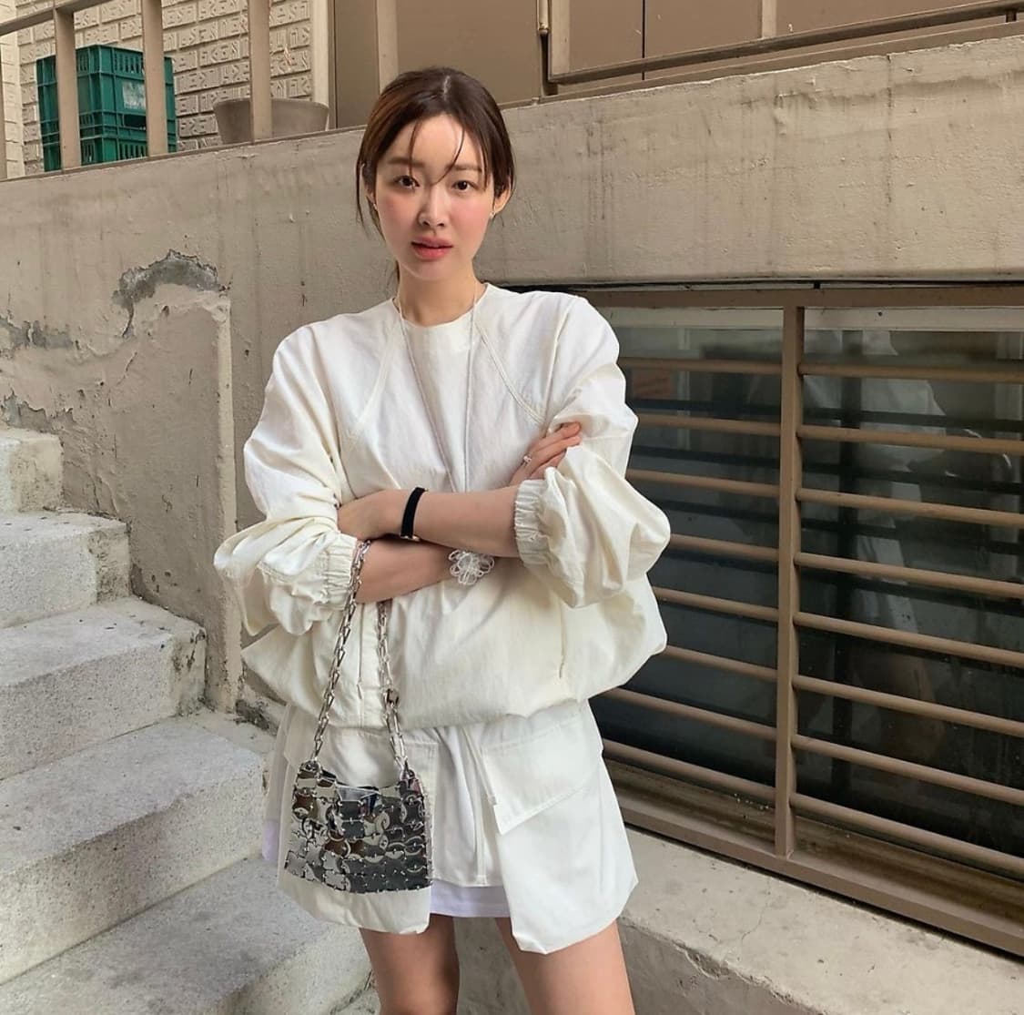 에토스 벌룬 스트링 맨투맨 (차정원 착용) 상품이미지1